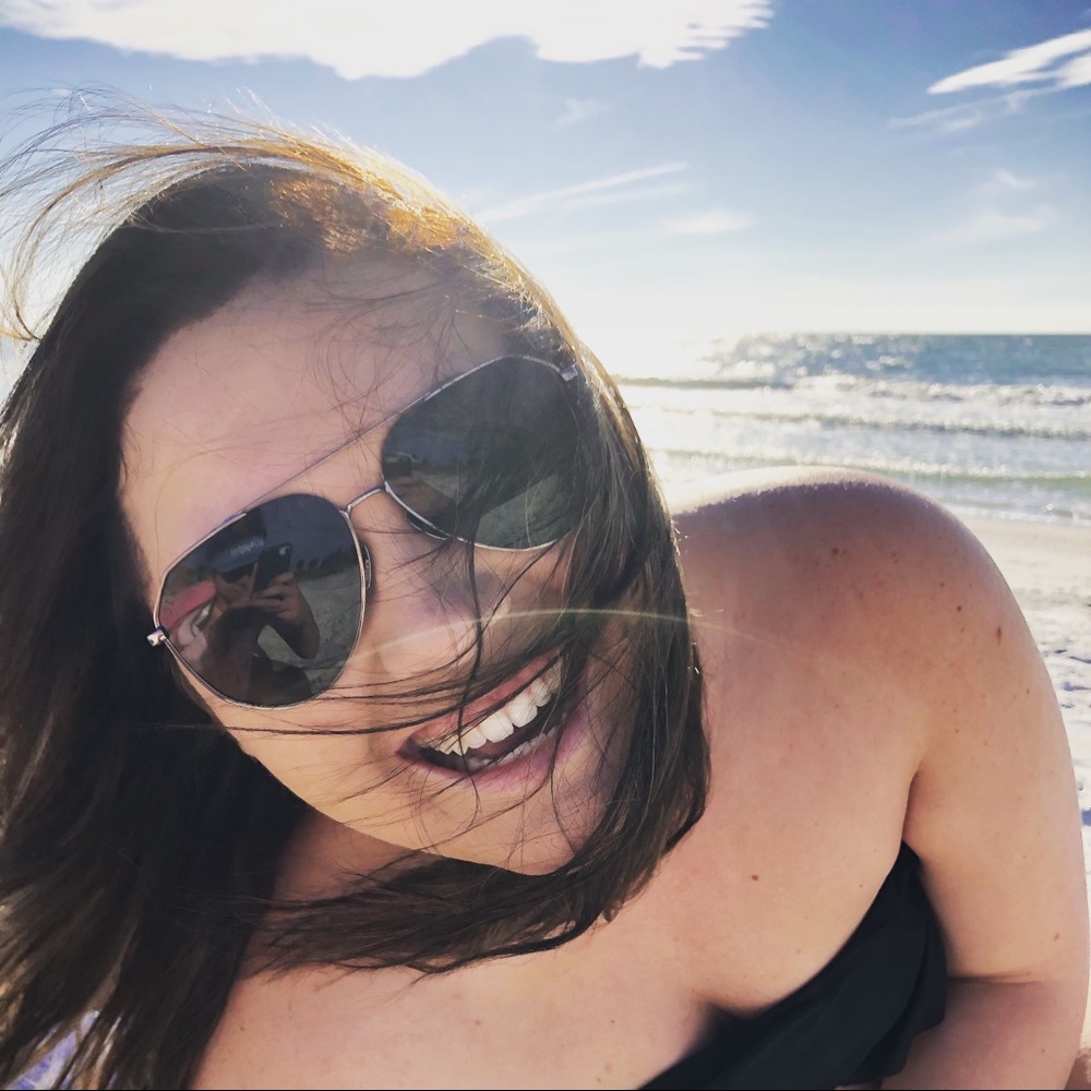 Meet your Posher, Kayla